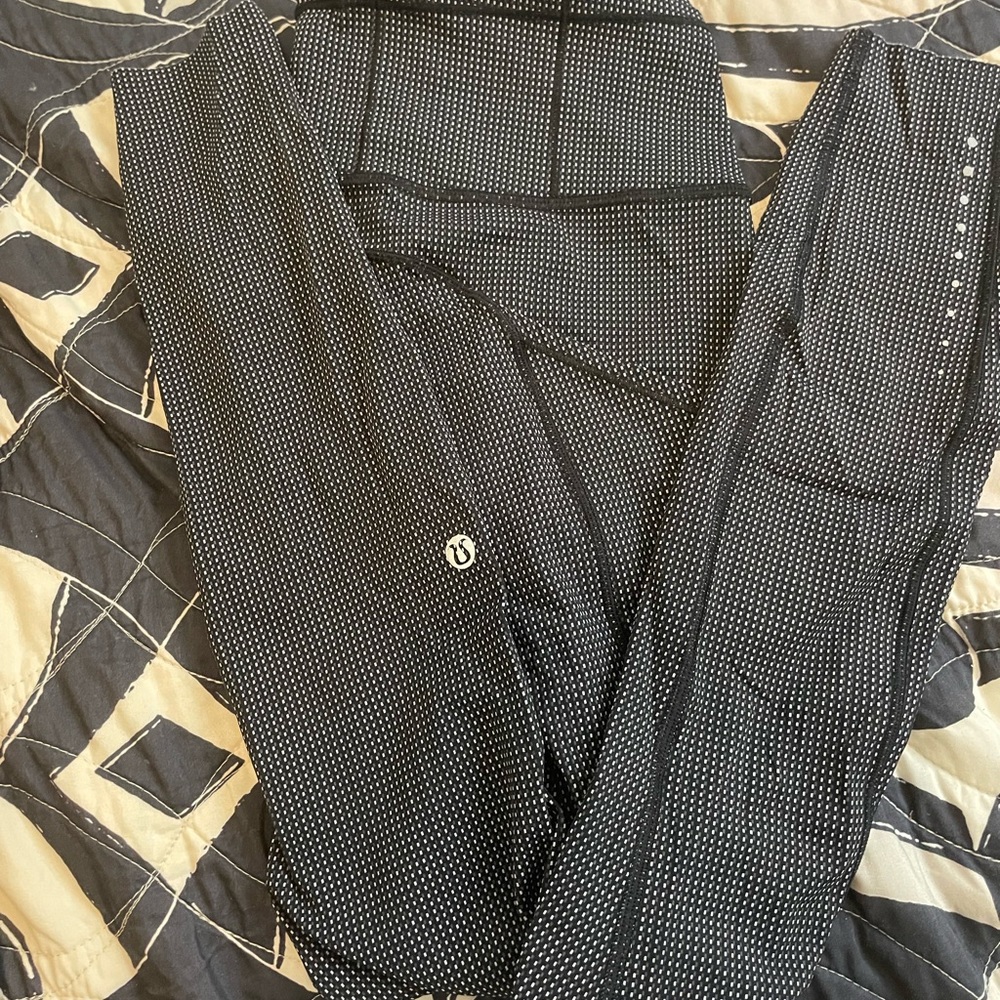 Lululemon crop pants